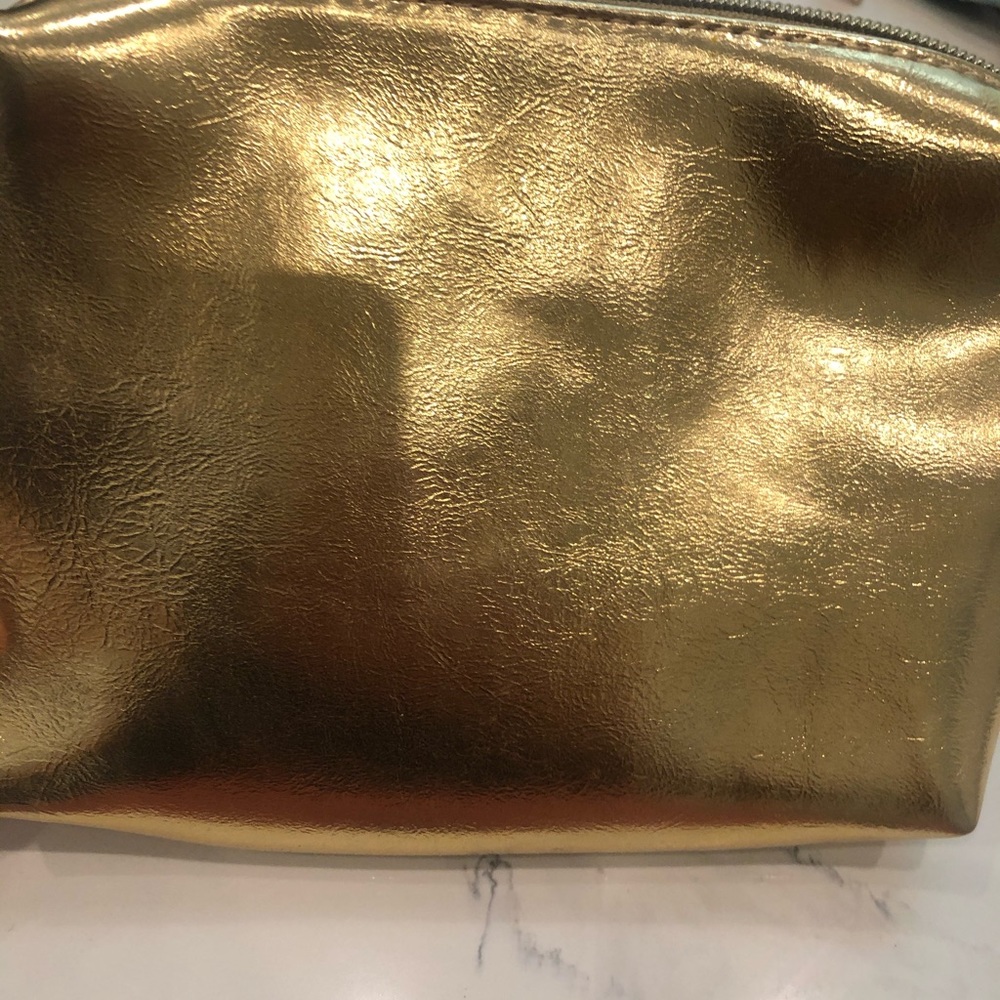 Purses - Picture 4 of 8